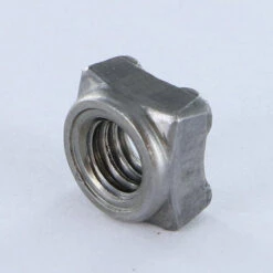 1 X Ecrou à Souder Carré M5 Acier Brut