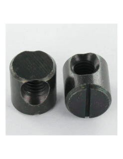 1 X Plot Fendu 15X17 M8 DECENTRE Acier Zingué Noir