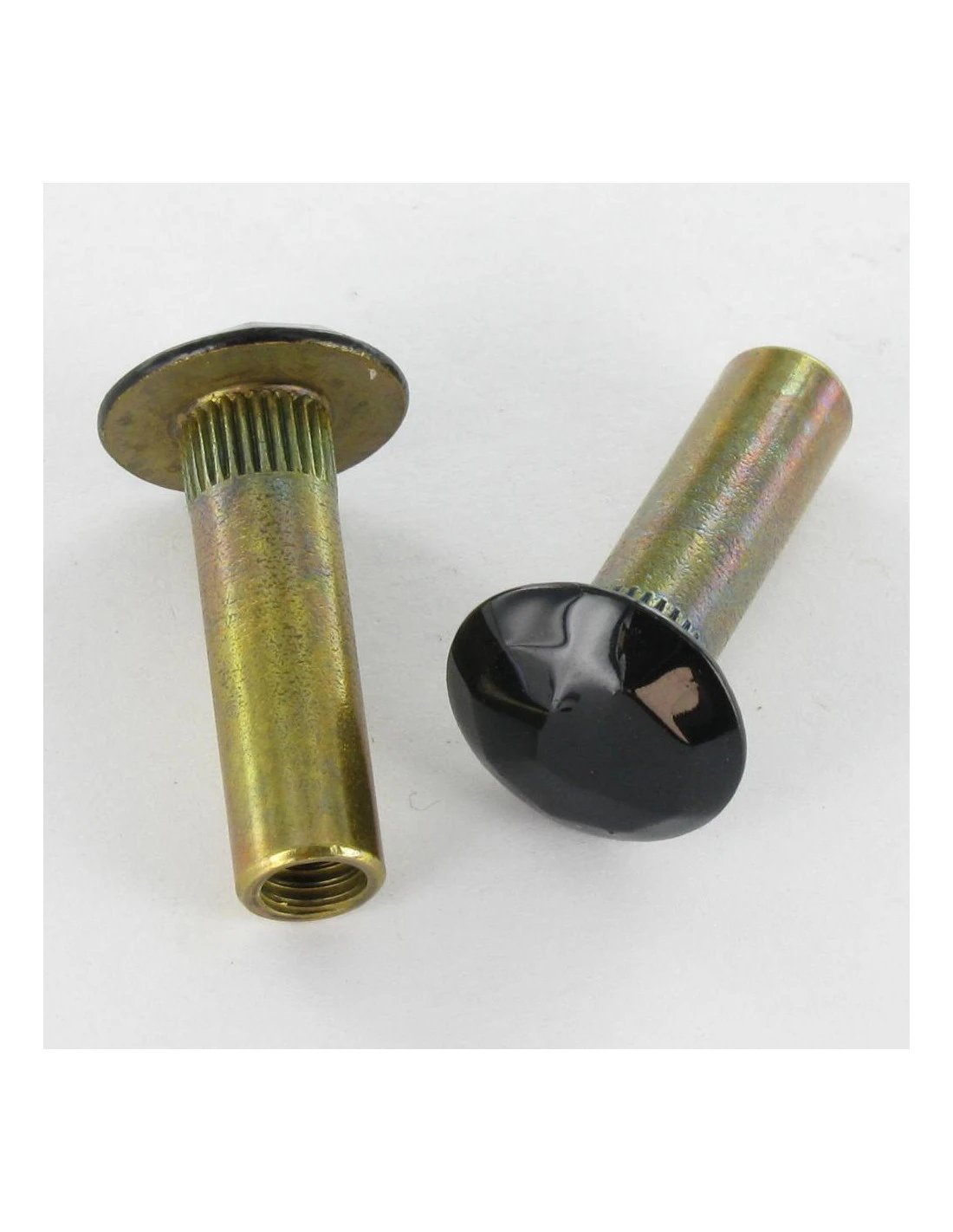 1 X Vis Métaux Tête Cylindrique Bombée TCB TORX T20 4X68 Filetée Sur 30 Inox A2 3 1 X Vis Métaux Tête Cylindrique Bombée TCB TORX T20 4X68 Filetée Sur 30 Inox A2